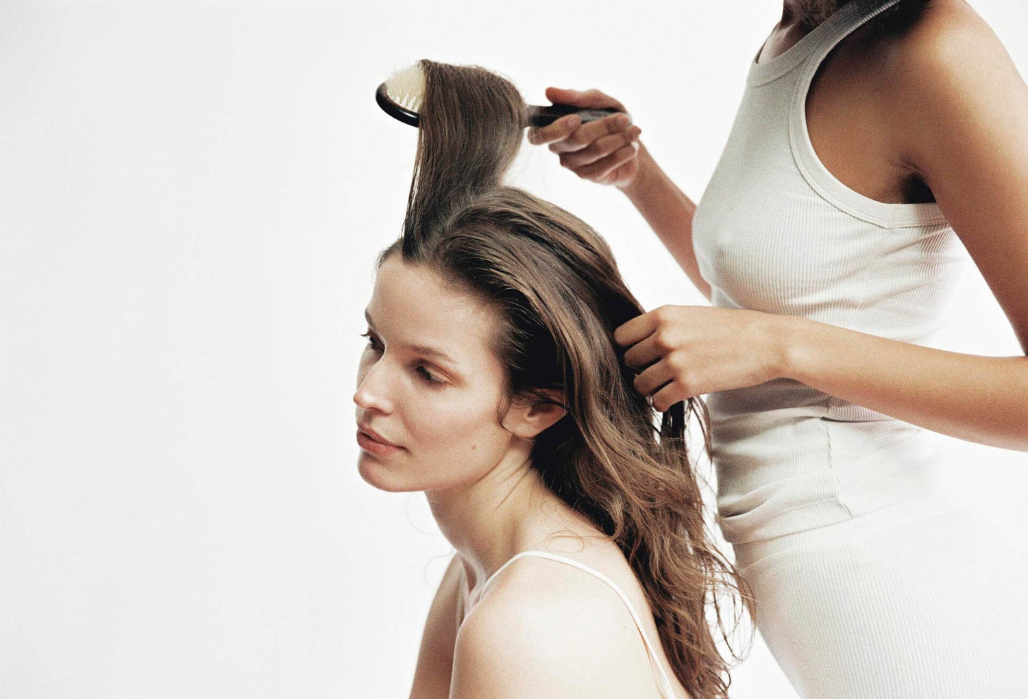 Hair Shedding vs Hair Loss: What's the Difference?