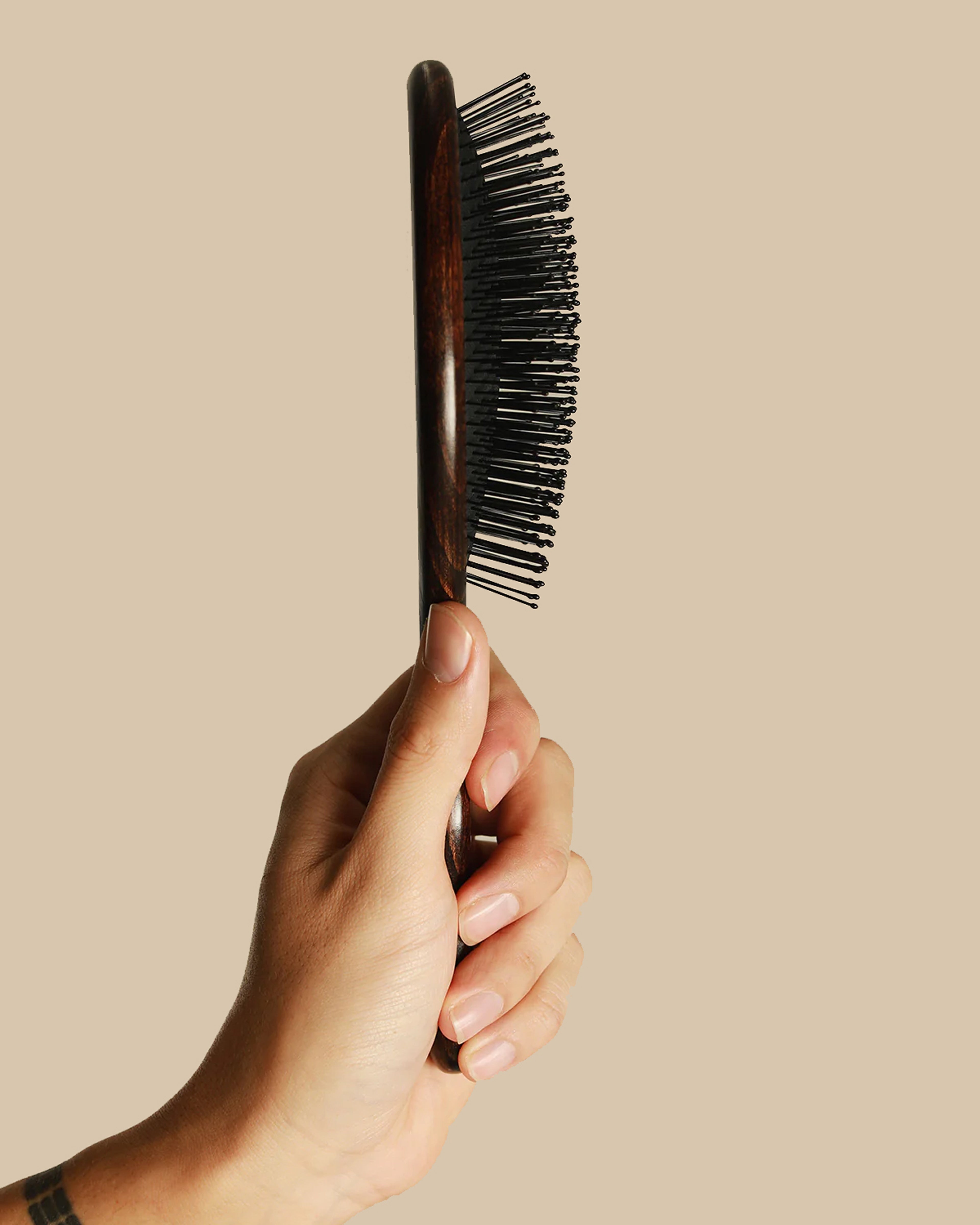 THE MERMAID BRUSH - WET DETANGLING BRUSH